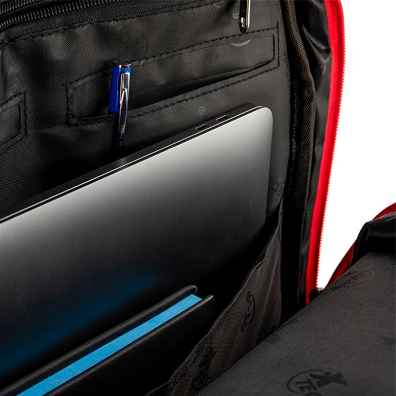Bulto para laptop Xtech 17" tipo mochila Xtech gaming, para laptop y accesorios, negro /